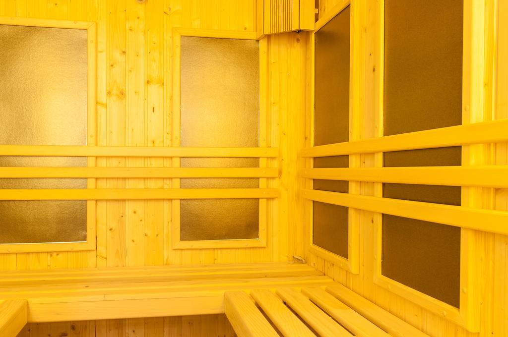 Gardenia Hotel & Spa Veles Exterior foto A modern Finnish sauna