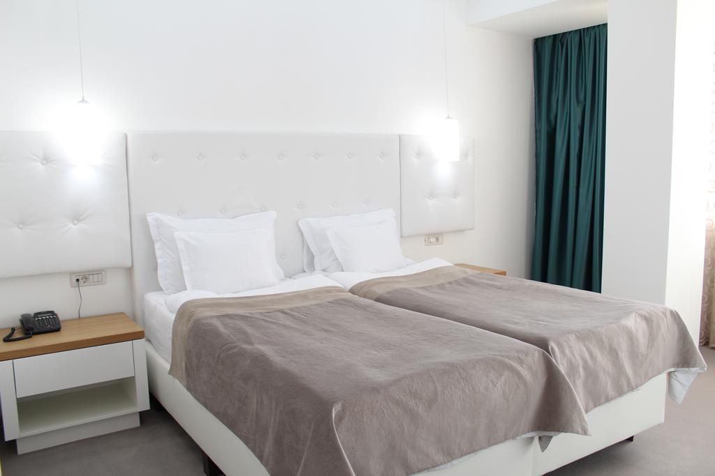 Gardenia Hotel & Spa Veles Zimmer foto A bedroom